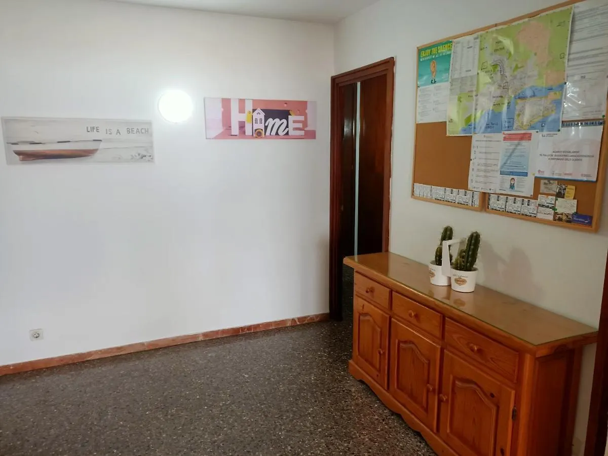 Piso Jover Alojamiento En Primera Linea Del Mar !! Lloret de Mar